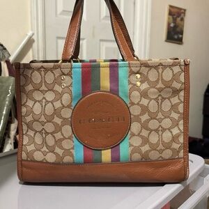 Coach Dempsey Carryall Signature jacquard with bold stripe and Coach patch